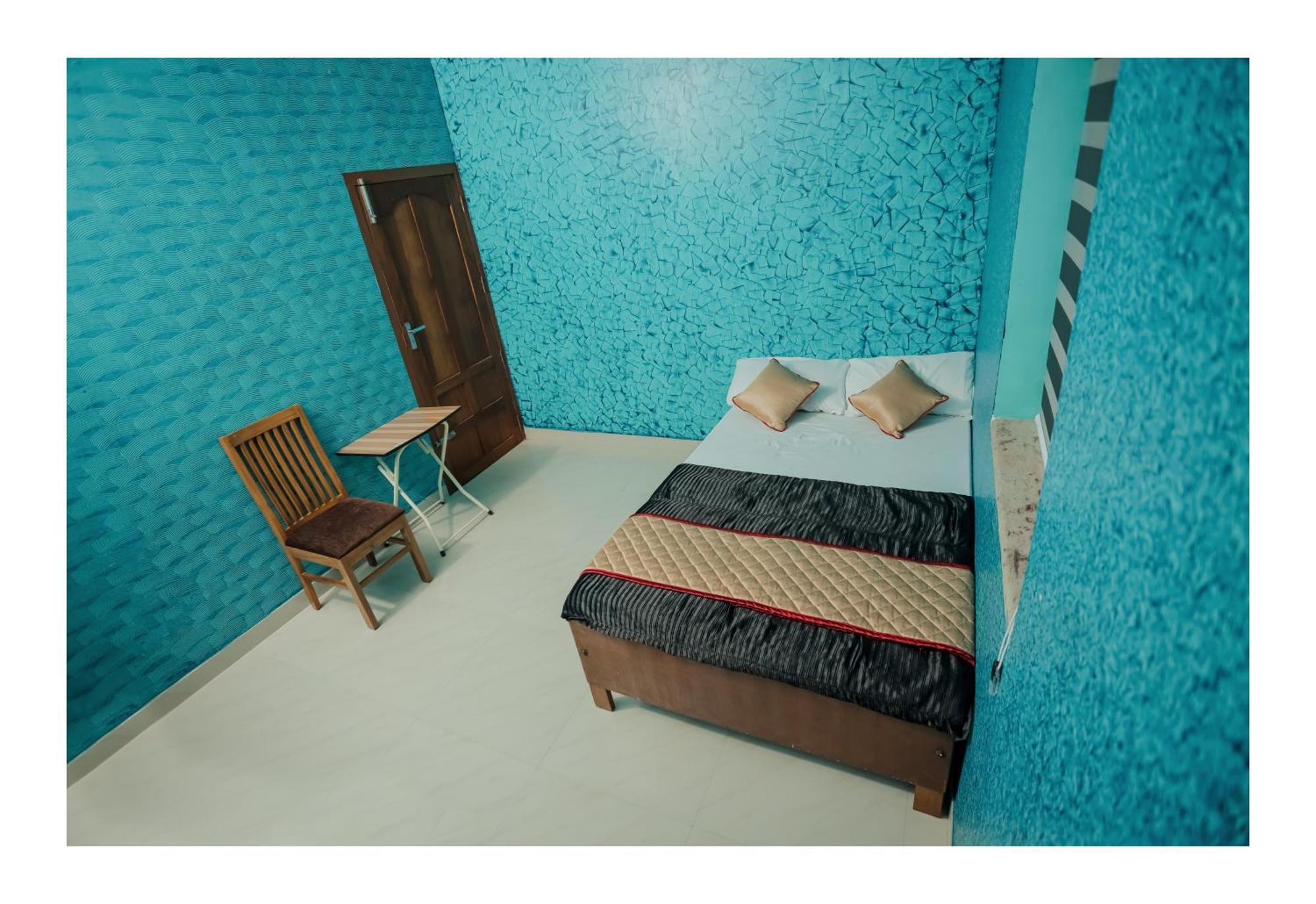Gilead Holliday Hotel Tāmarakulam Kültér fotó